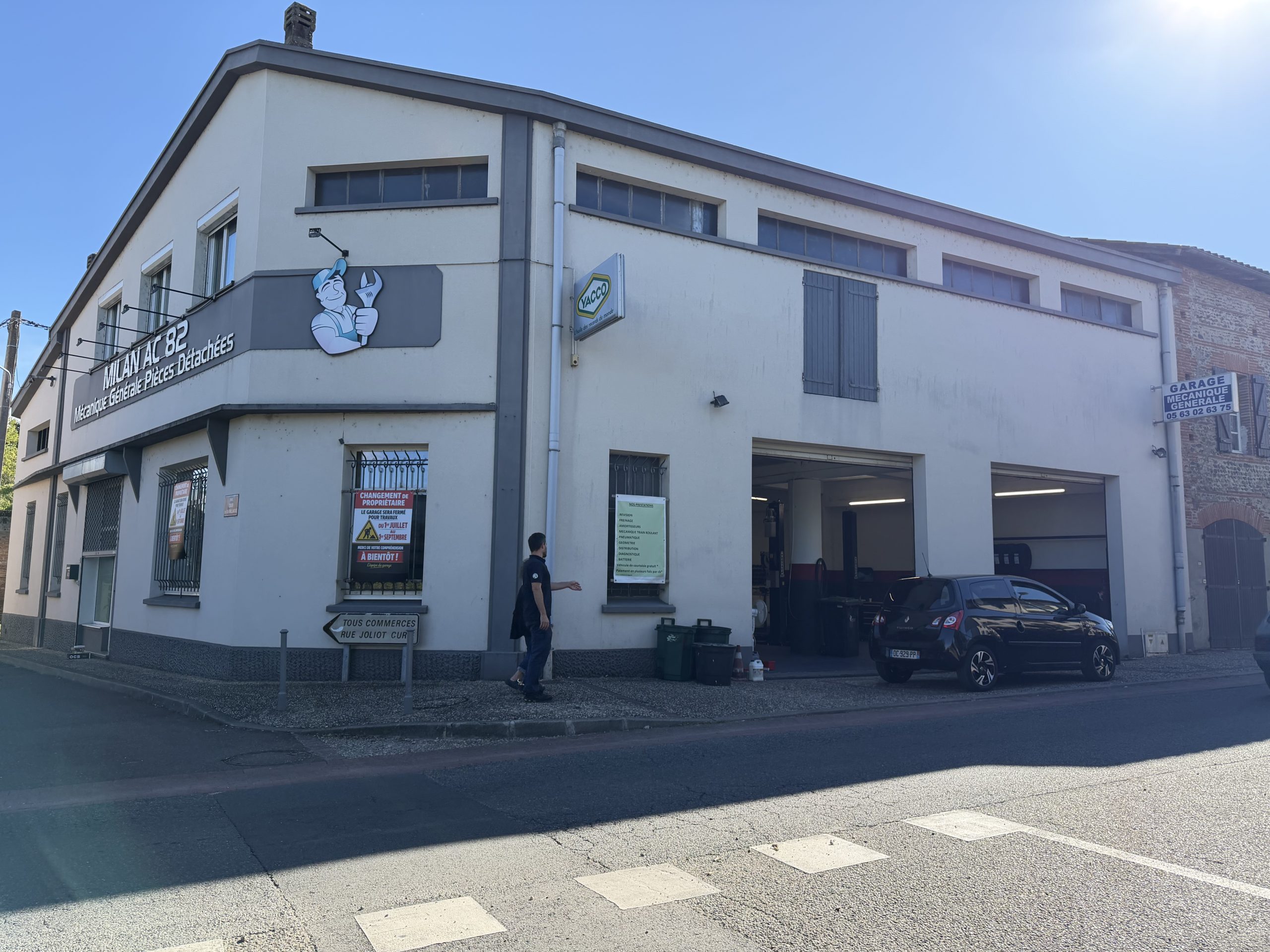 Façade de Dam's Garage à Verdun-sur-Garonne